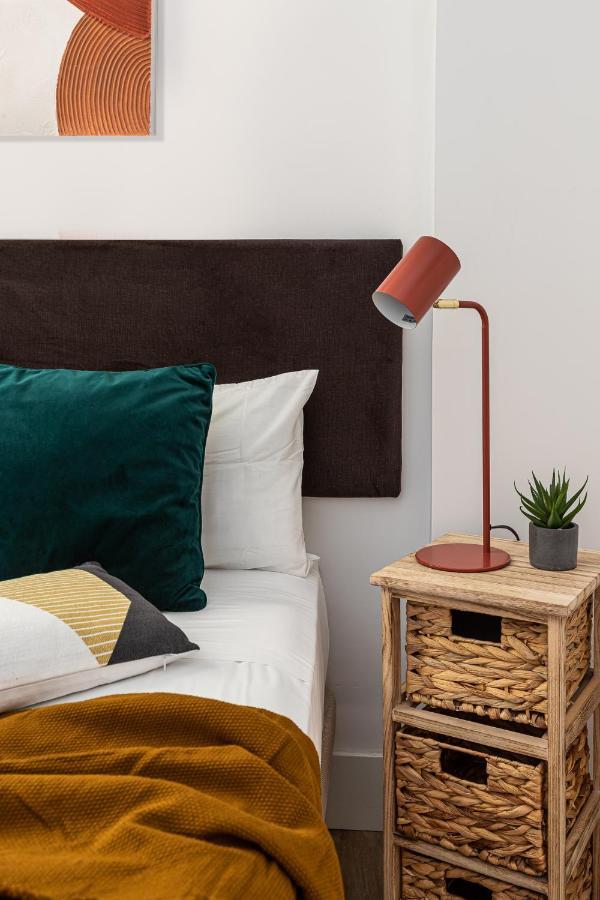 Apartamento Waou Puerta Del Sol IV - Alquiler Corta Duracion Madrid Exterior foto