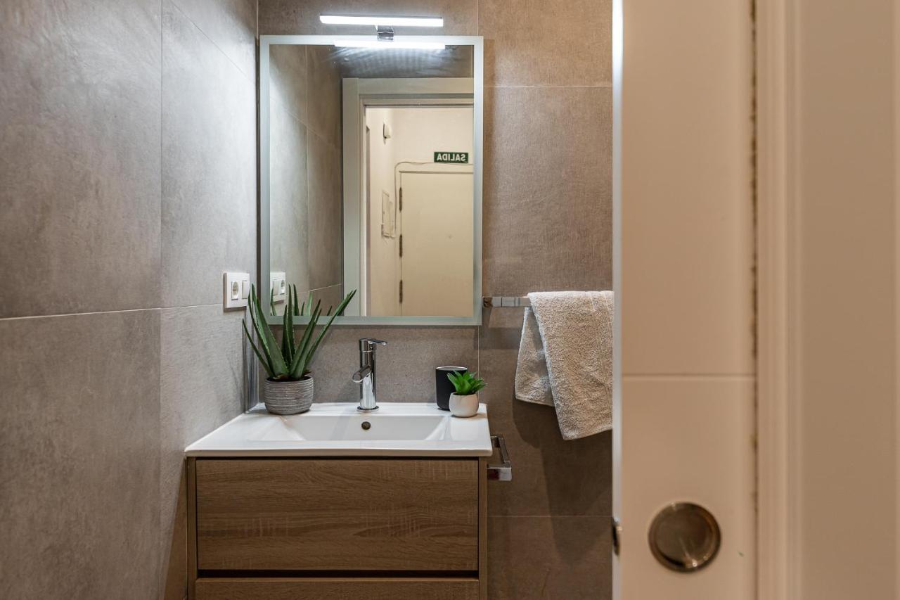 Apartamento Waou Puerta Del Sol IV - Alquiler Corta Duracion Madrid Exterior foto