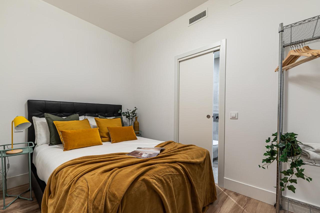 Apartamento Waou Puerta Del Sol IV - Alquiler Corta Duracion Madrid Exterior foto